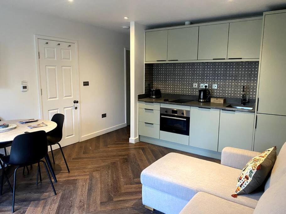 The Retreat, Luxury Studio Apartment In Bath With Parking Extérieur photo